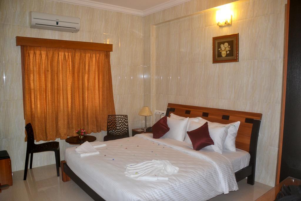 Peace Inn Chennai Exterior foto